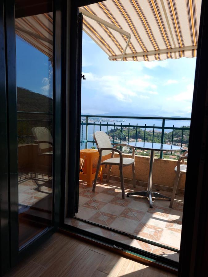 Holiday Home Sunny Hill Kamenari Zewnętrze zdjęcie