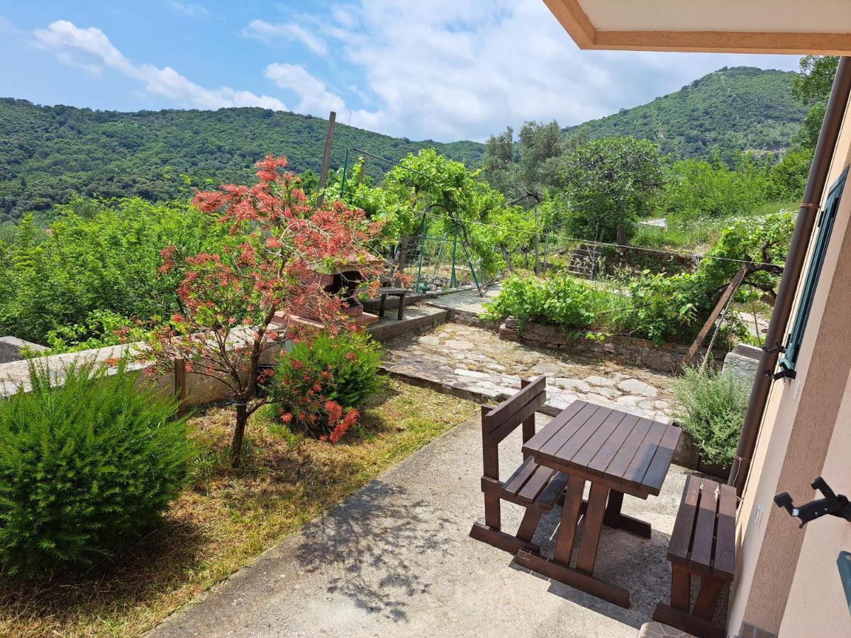 Holiday Home Sunny Hill Kamenari Zewnętrze zdjęcie